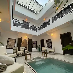 *** Couette-café Awatif Le 36 Maroc